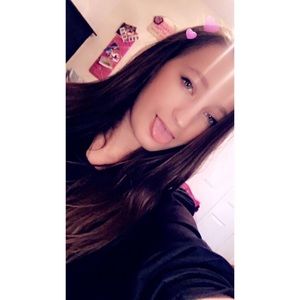 Meet your Posher, Hannah